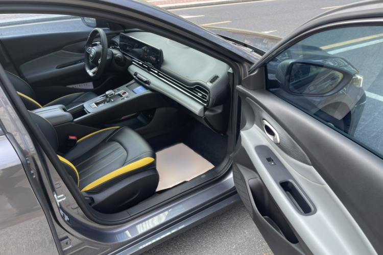 GAC Trumpchi Empow 2023 #26 GAC Trumpchi Empow 2023 car image #26