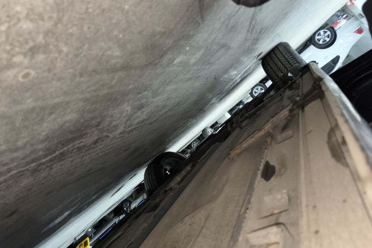 Forthing JOYEAR X5 2018 #26 Forthing JOYEAR X5 2018 car image #26