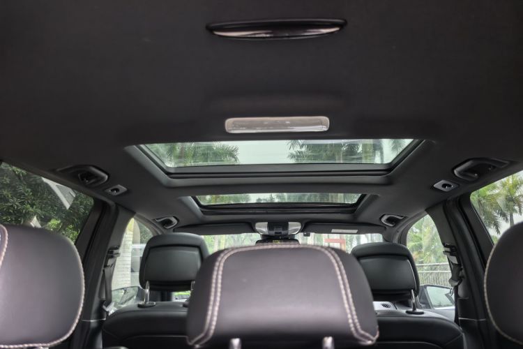 Mercedes-Benz GLK Class 2015 car image #26