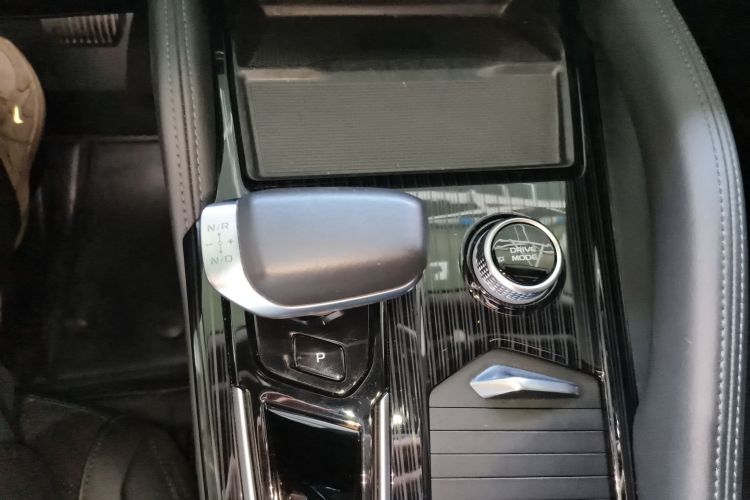 GEELY Monjaro 2022 صورة سيارة #26