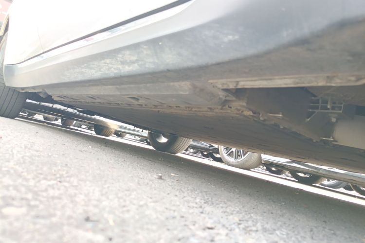 HongQi E-QM5 2024 car image #26