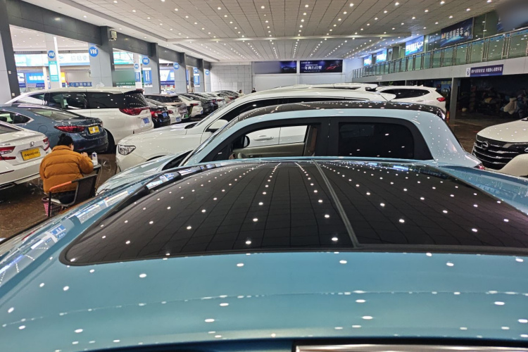 HongQi H5 2023 car image #26