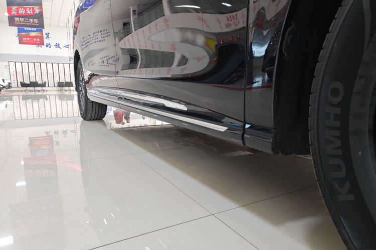 HongQi HQ9 PHEV 2024 #26 HongQi HQ9 PHEV 2024 car image #26