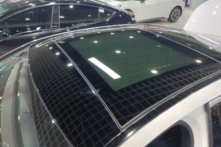 Mercedes-Benz C Class 2020 car image #26