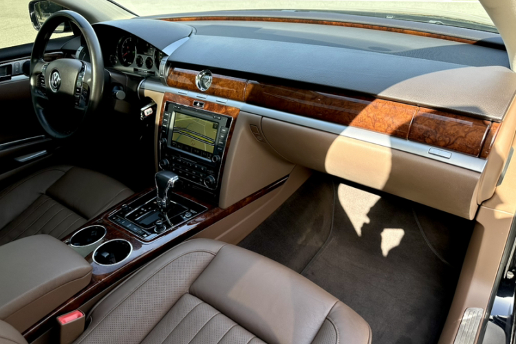 Volkswagen Pheaton 2016 immagine di auto #26