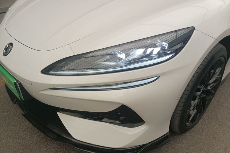 Denza Z9GT 2025 #26 Denza Z9GT 2025 car image #26