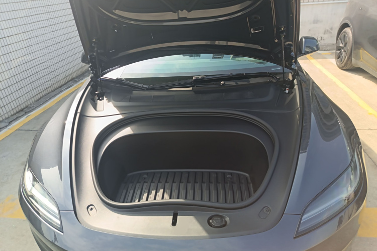 Tesla Model 3 2024 immagine di auto #26