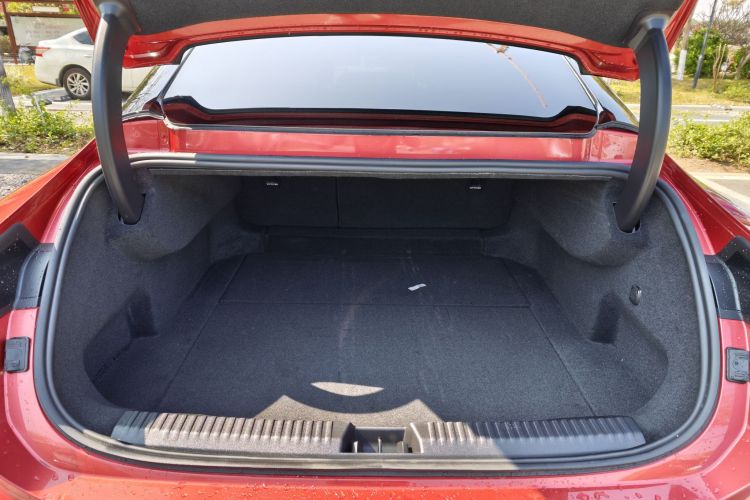Lynk & Co 2024 car image #26