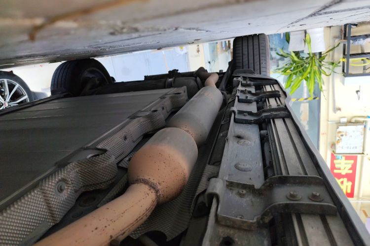 BYD Tang New Energy 2019 #26 BYD Tang New Energy 2019 car image #26