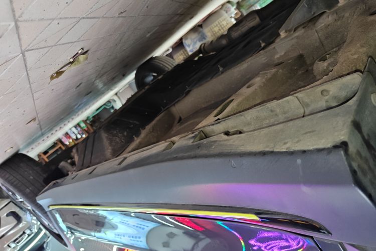 Roewe RX5 New Energy 2022 изображение автомобиля #26