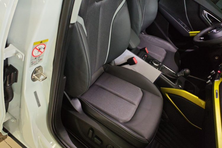 Q2L 2019 car image #26