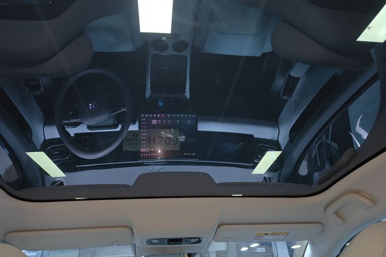 零跑汽车 零跑C01 2025 汽车图片 #26