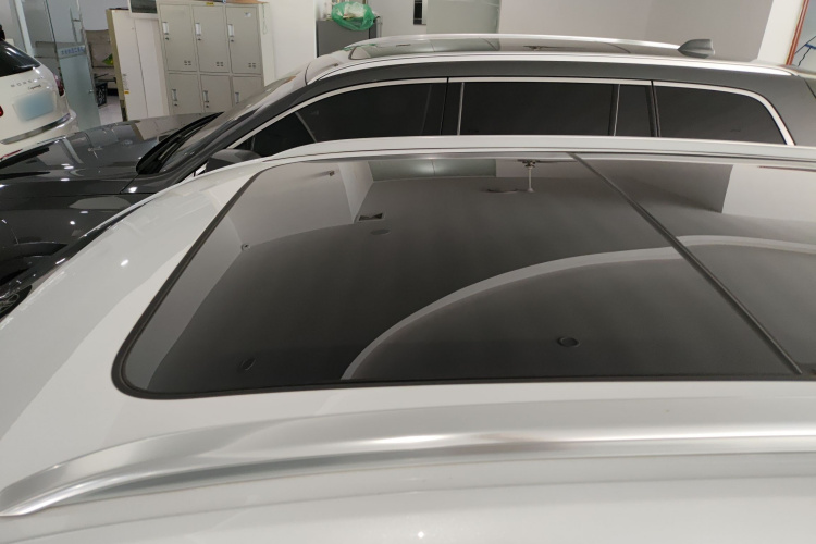 BYD Sea Lion 05 DM-i 2025 car image #26