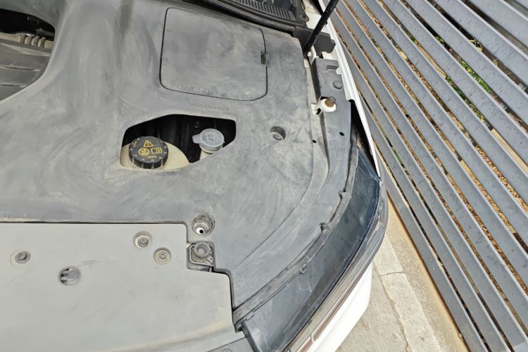 Roewe RX5 2020 image de voiture #26