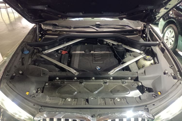 BMW X7 2020 صورة سيارة #26