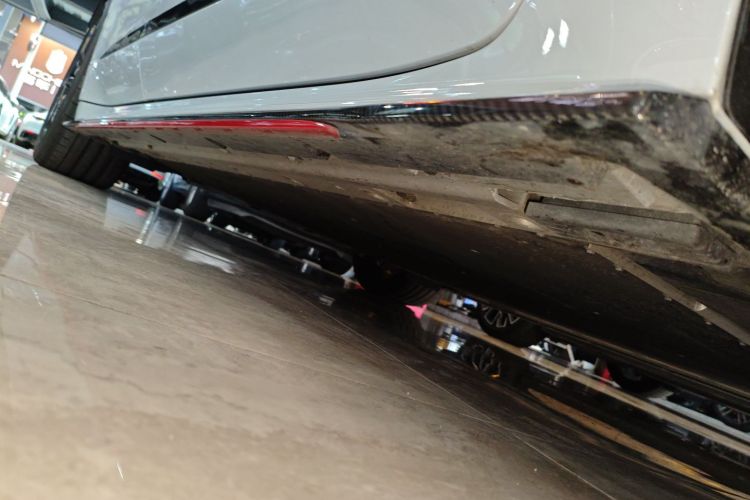 极氪 极氪001 FR 2024 汽车图片 #26