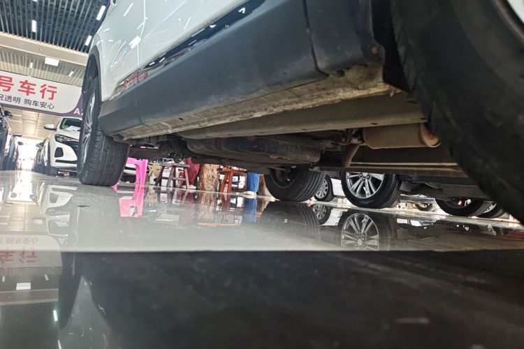 SWM G01 2020 image de voiture #26