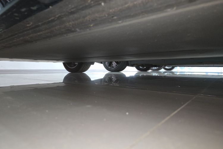 MI YU7 2025 car image #26