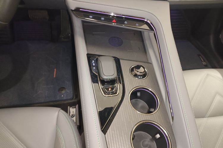 极氪 极氪001 2023 汽车图片 #26