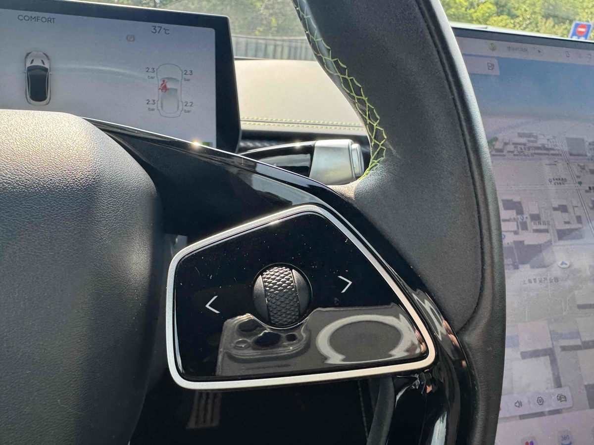 哪吒汽车 哪吒GT 2023 汽车图片 #26