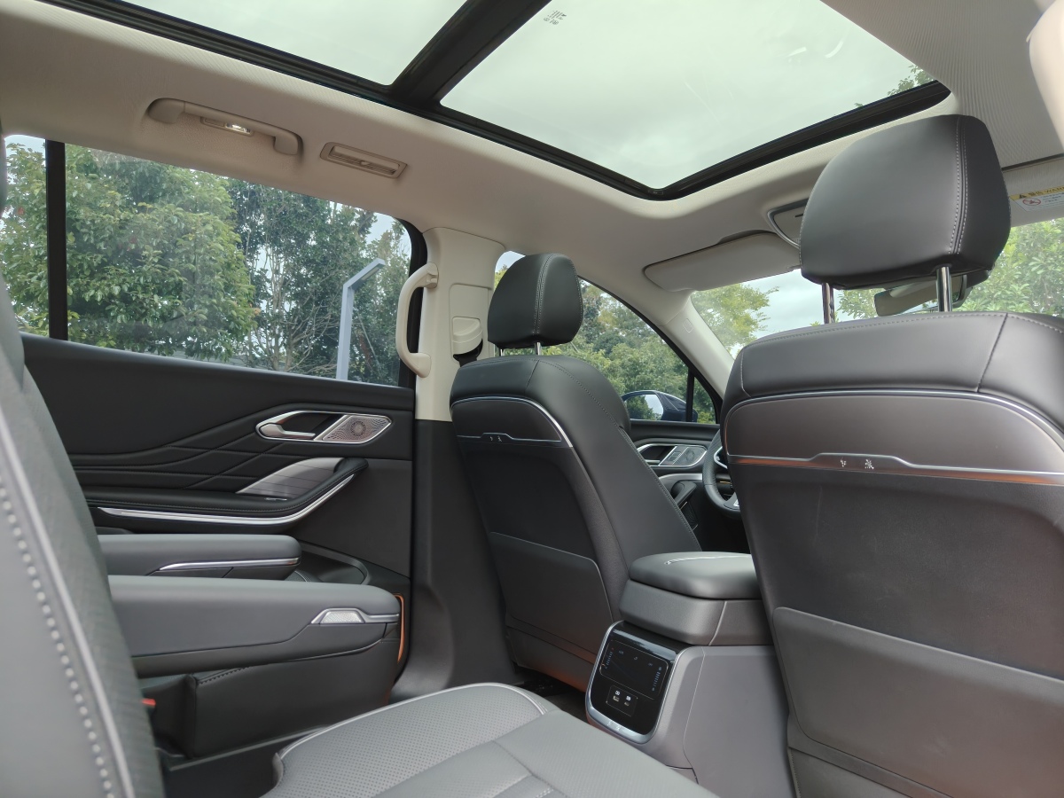 HongQi HS7 PHEV 2024 car image #26