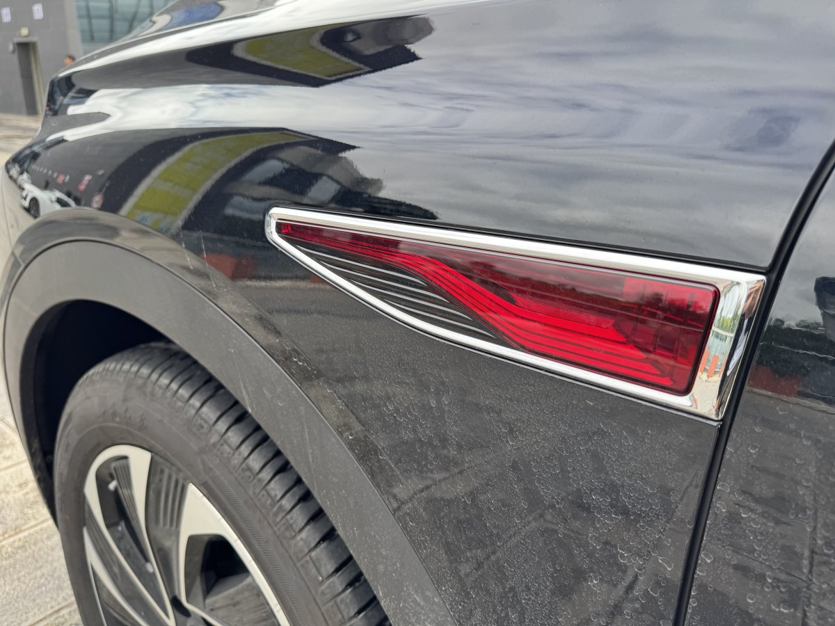 HongQi HS7 PHEV 2024 #26 HongQi HS7 PHEV 2024 car image #26