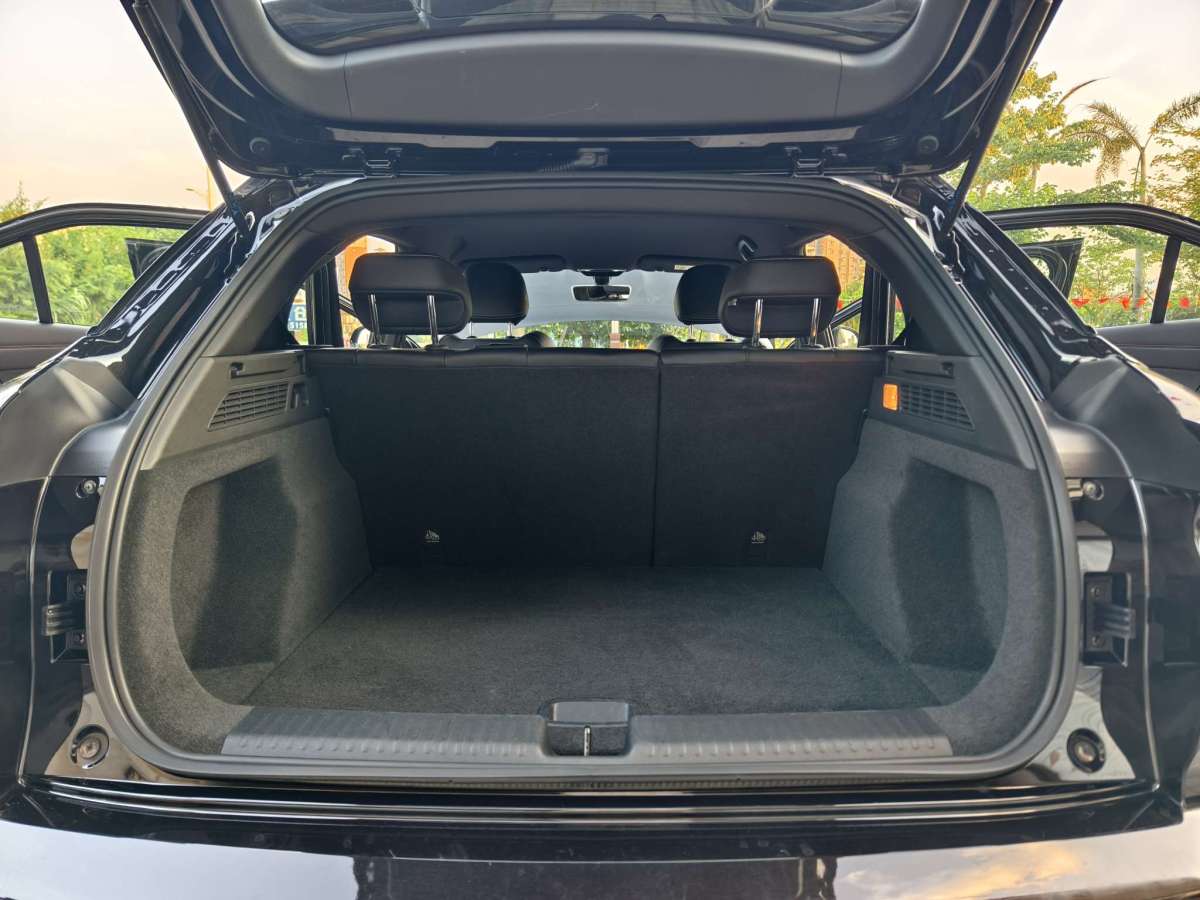 哪吒汽车 哪吒X 2024 #26 哪吒汽车 哪吒X 2024 汽车图片 #26