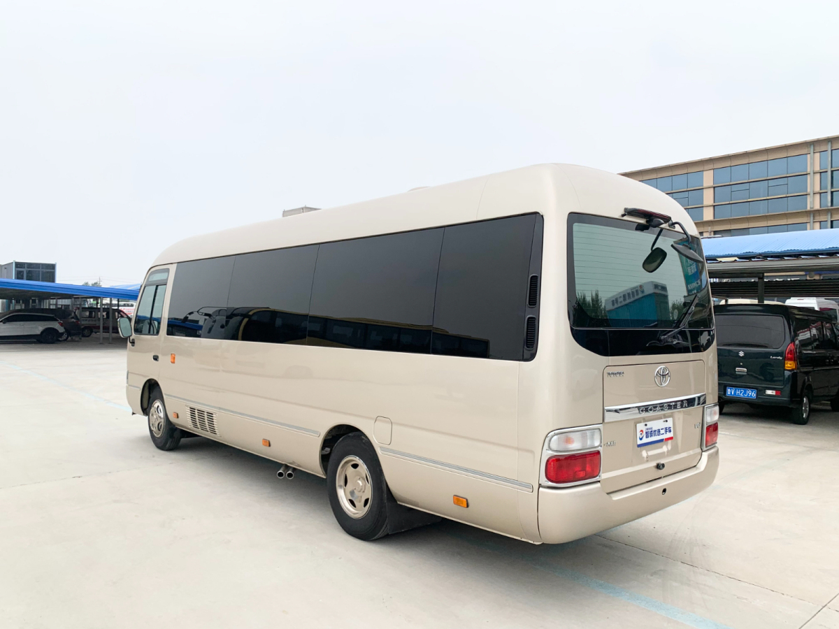 Toyota Coaster 2019 #26 Toyota Coaster 2019 imagen de coche #26