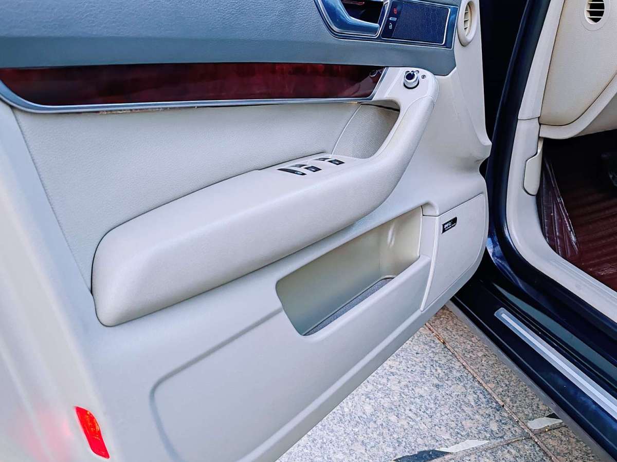 Audi A6 2011 car image #26