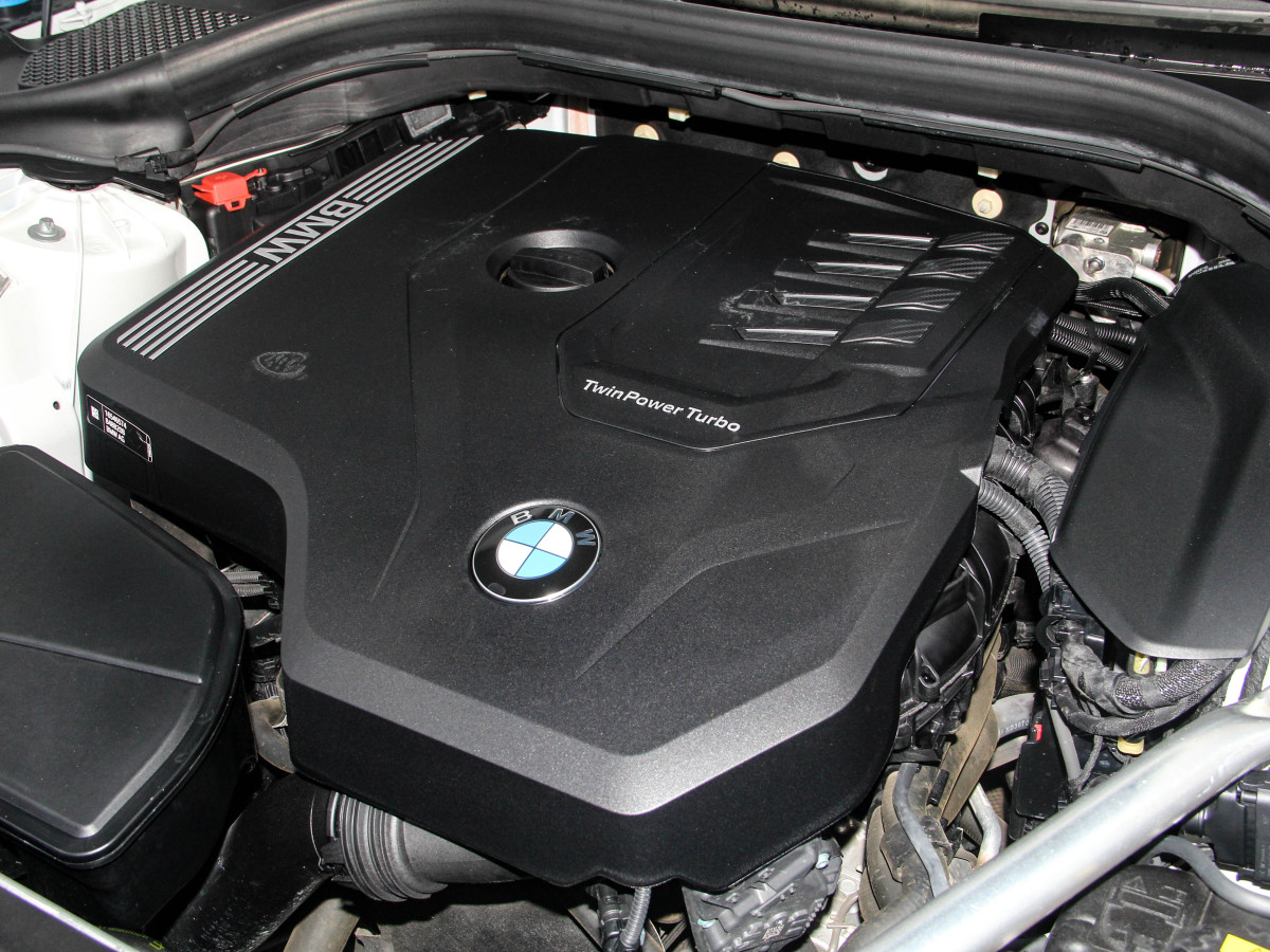 BMW 6 Series 2022 car image #26