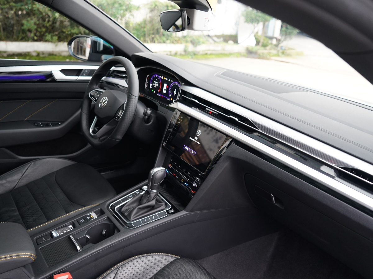 Volkswagen CC 2024 car image #26