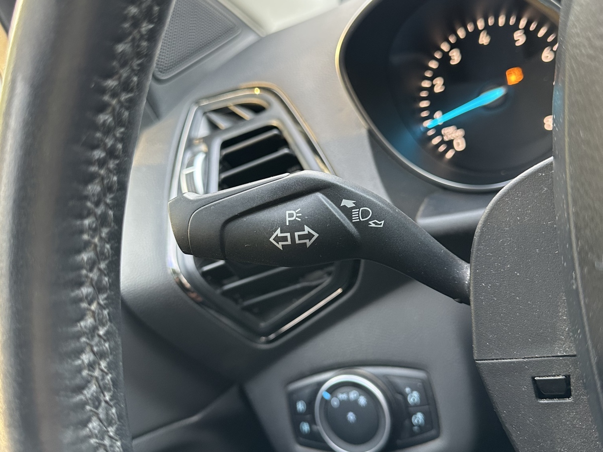 Ford Kuga 2017 car image #26