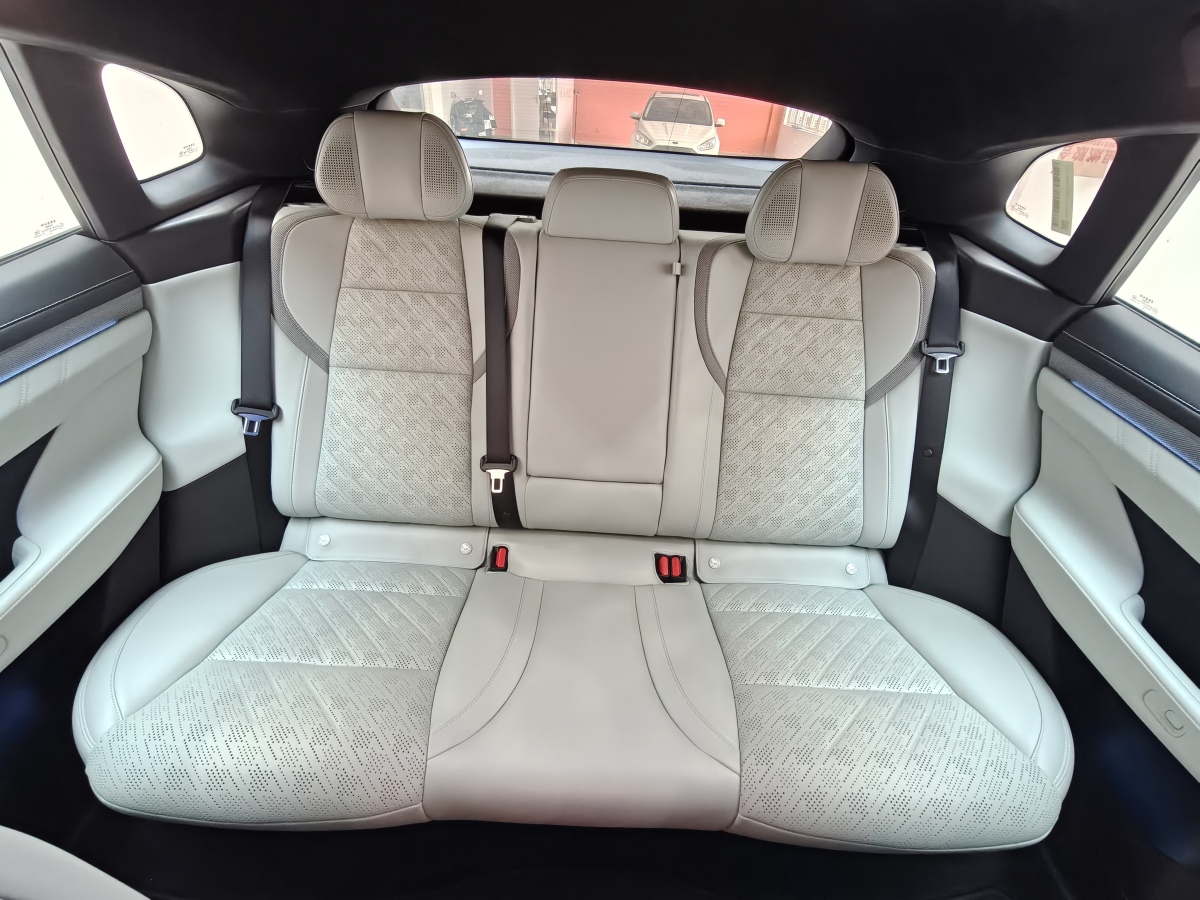 极氪 极氪001 FR 2024 汽车图片 #26