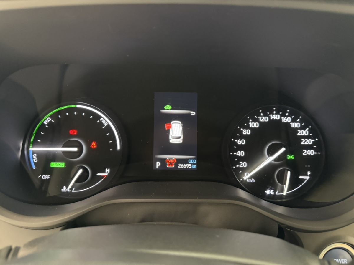 Toyota Granvia 2024 car image #26