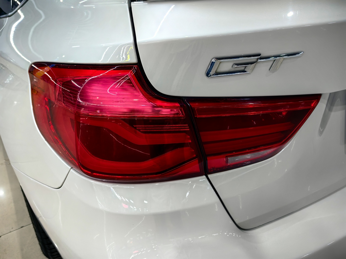 BMW 3 Series (Imported) 2017 car image #26