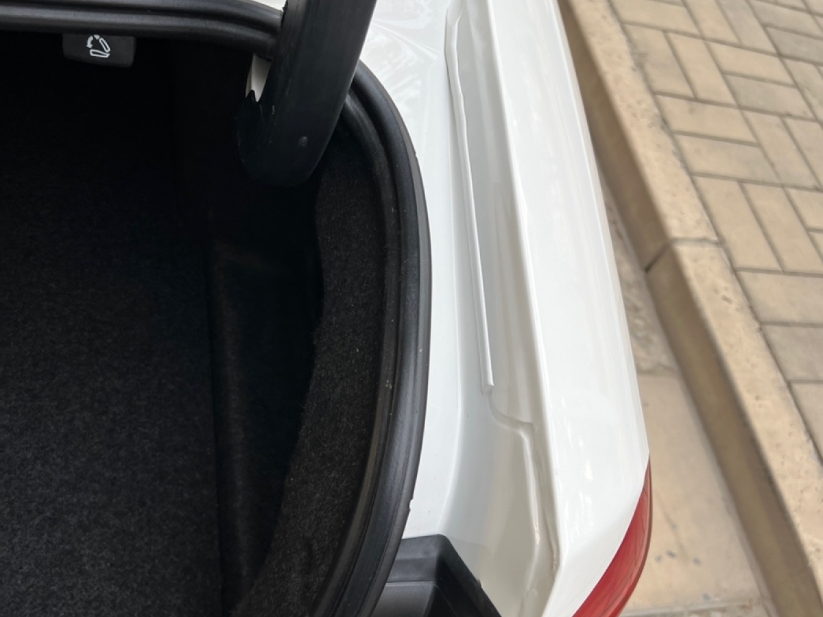 Volkswagen 2015 car image #26
