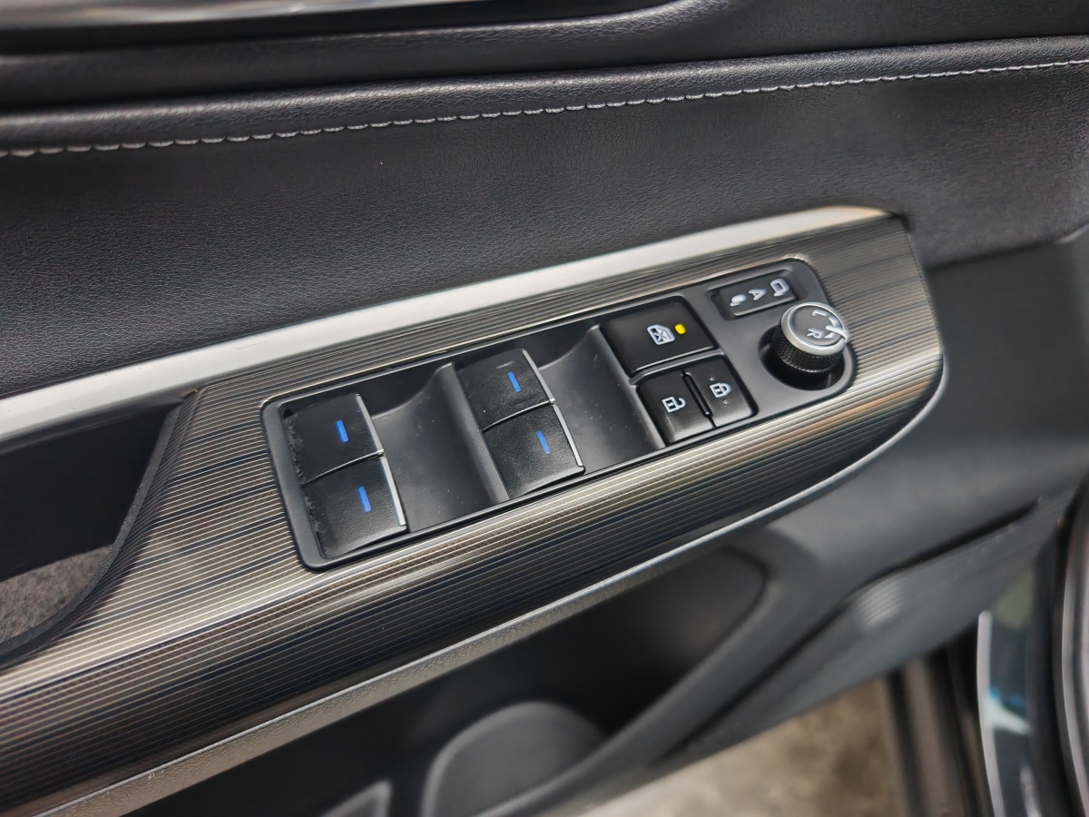 Toyota Harrier 2022 car image #26