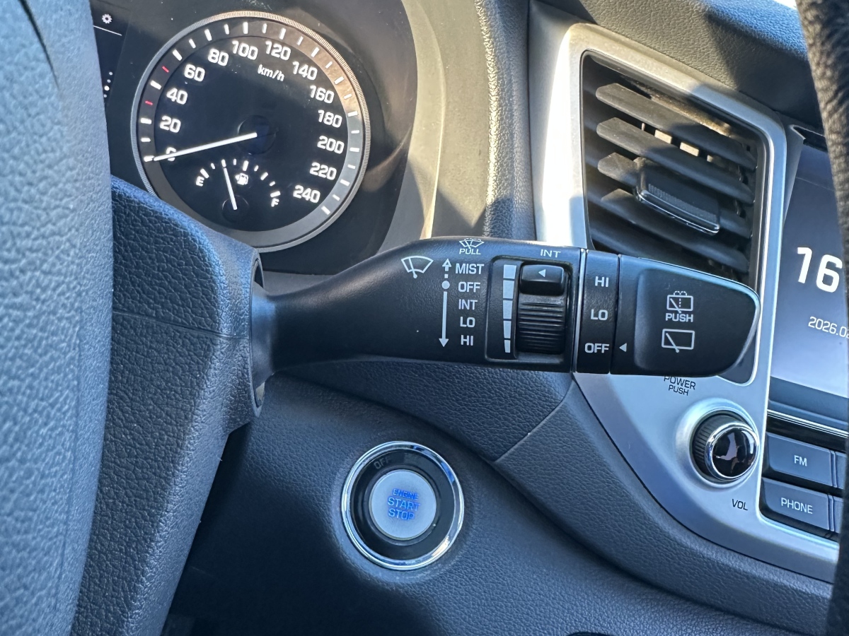 Hyundai Tucson 2016 car image #26