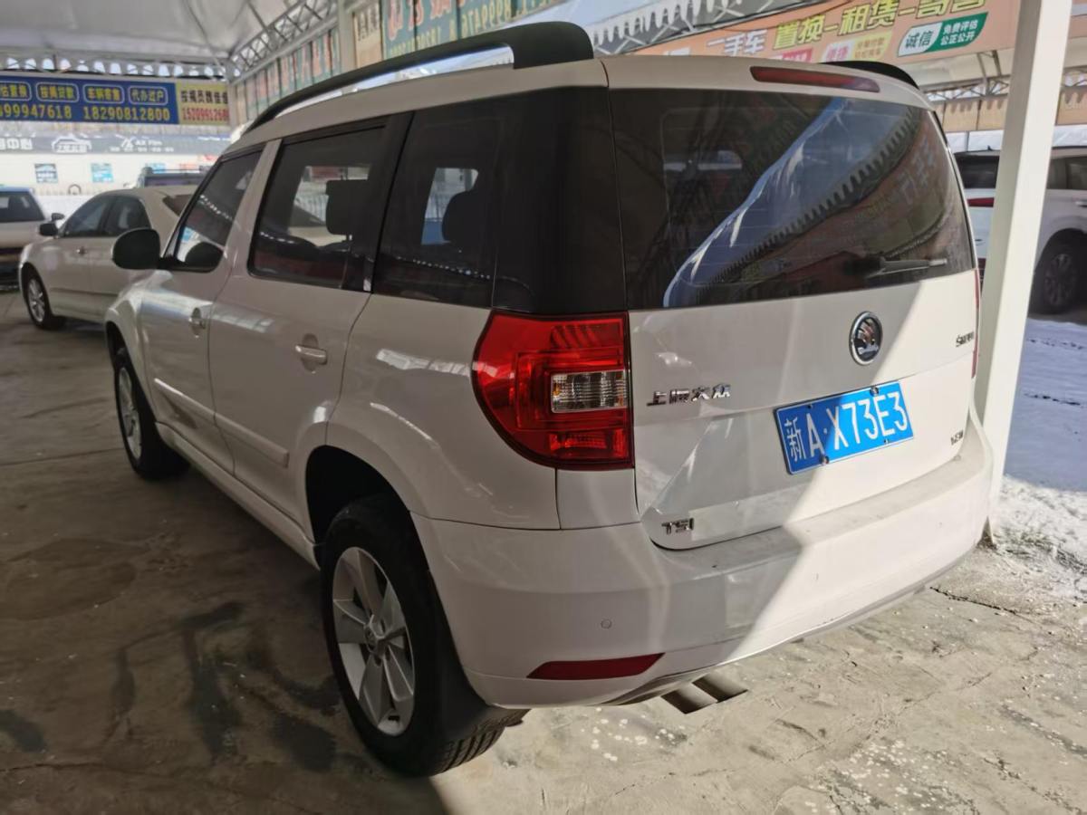 Skoda Yeti 2015 car image #26