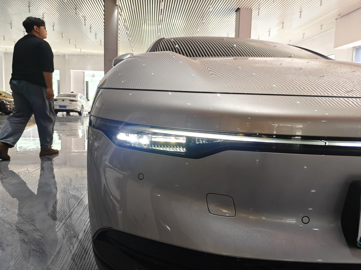 极氪 极氪007 2024 汽车图片 #26