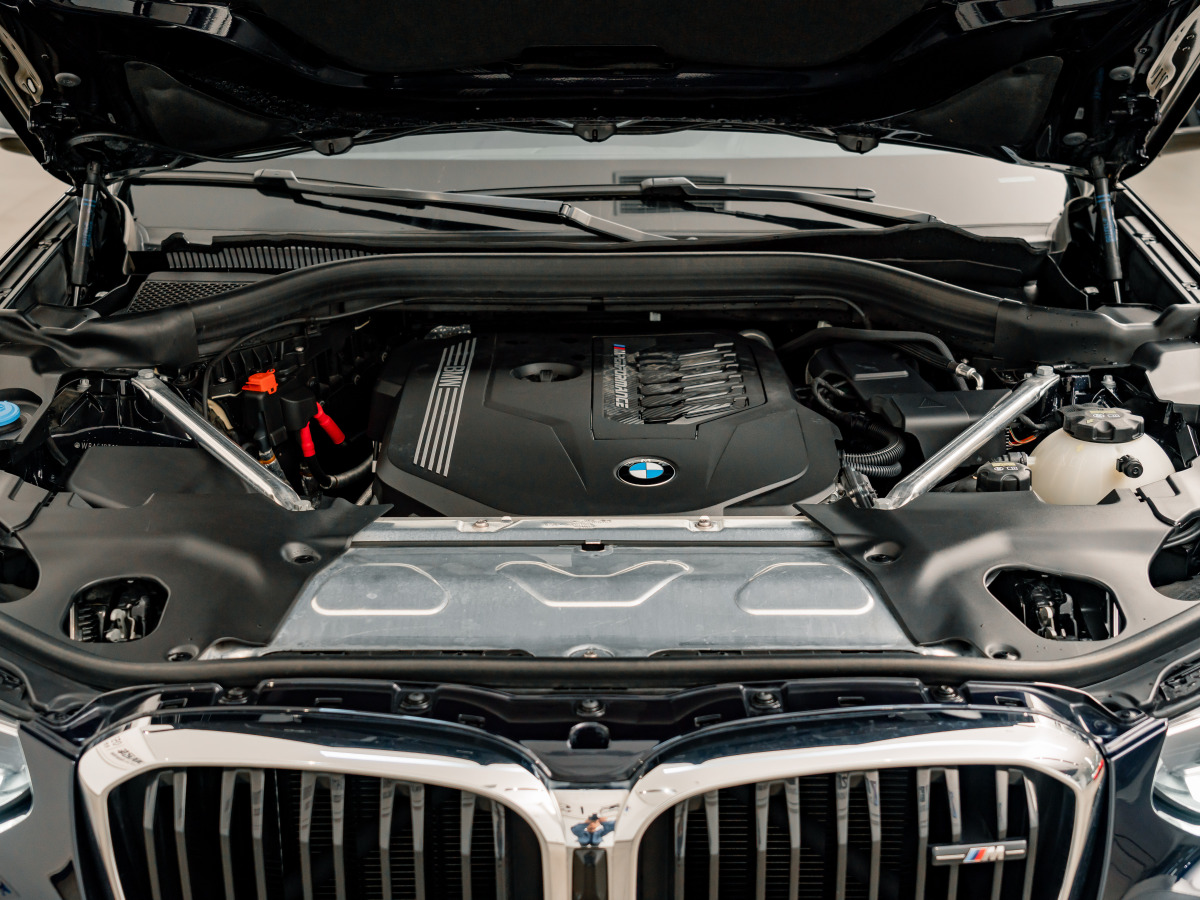 BMW X4 2023 immagine di auto #26