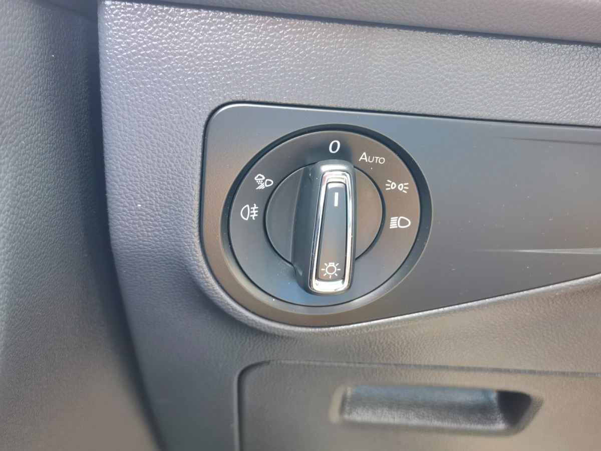 Volkswagen Tiguan X 2021 immagine di auto #26