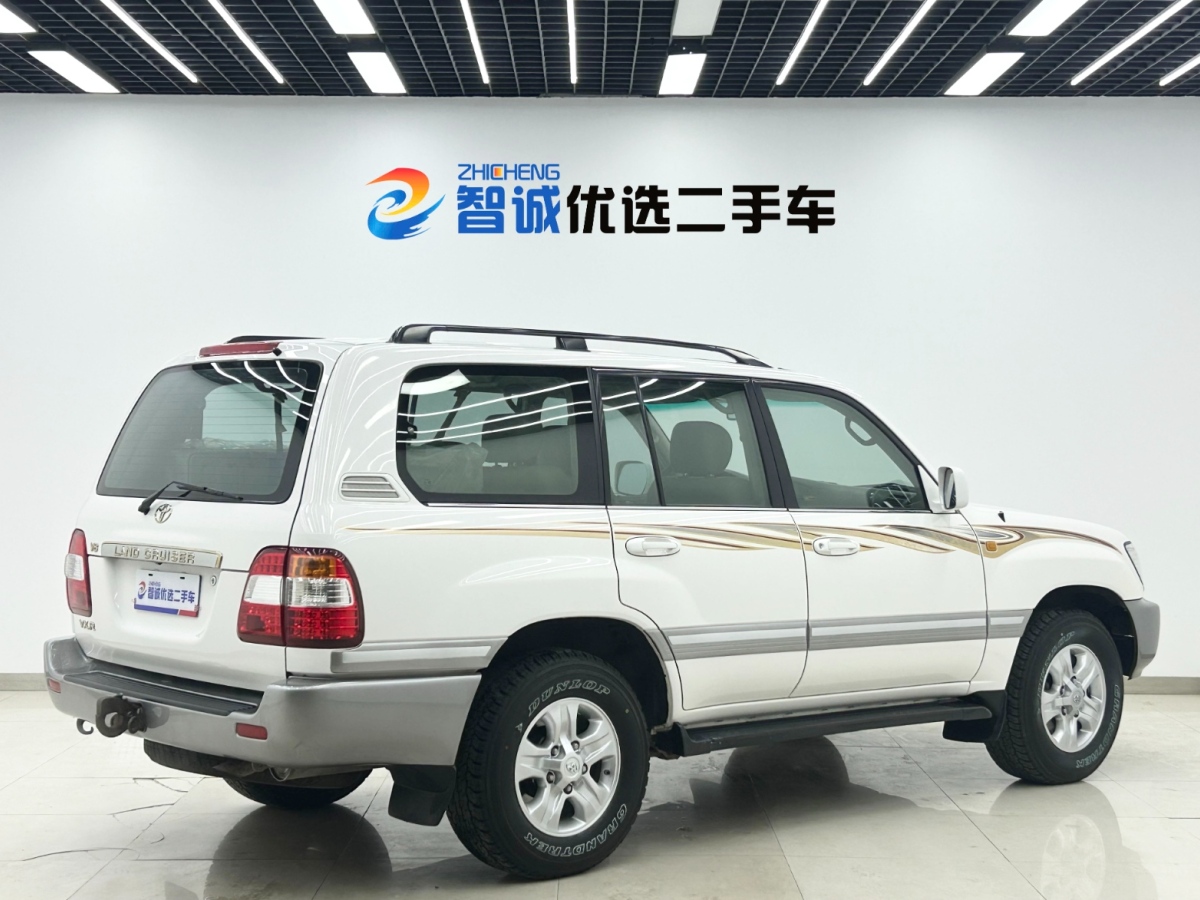 Toyota Land Cruiser 2005 immagine di auto #26