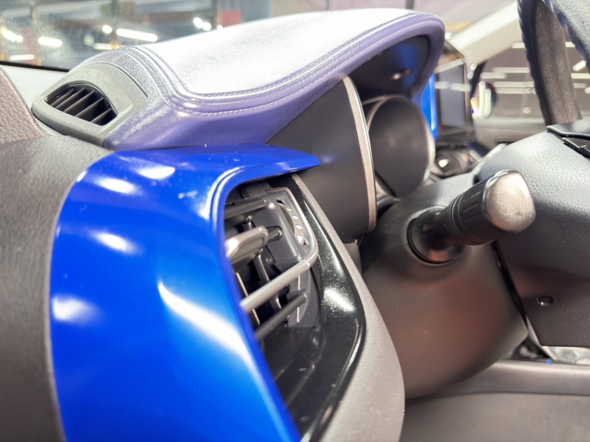 Toyota C-HR 2021 car image #26