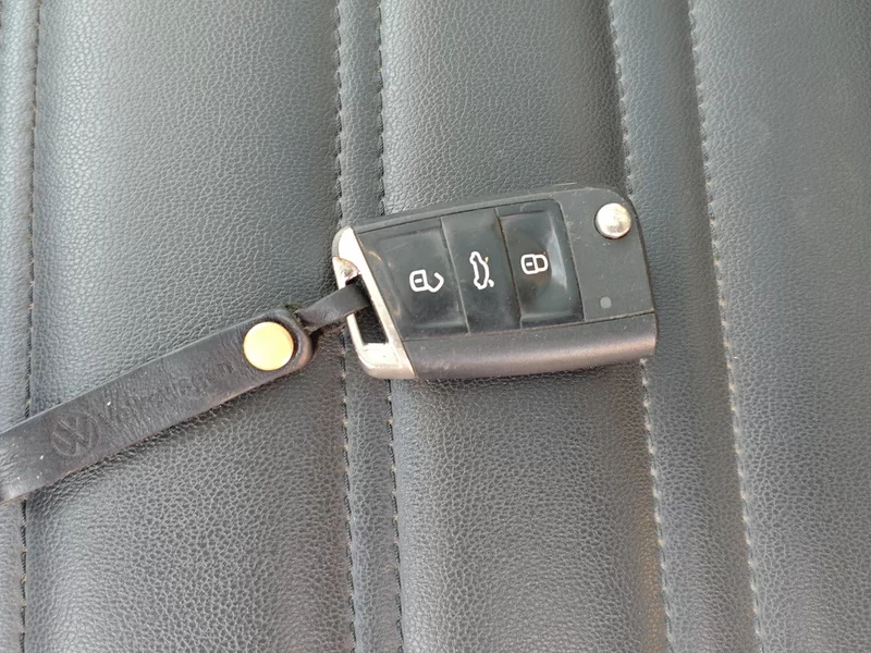 Volkswagen Touran 2018 car image #26