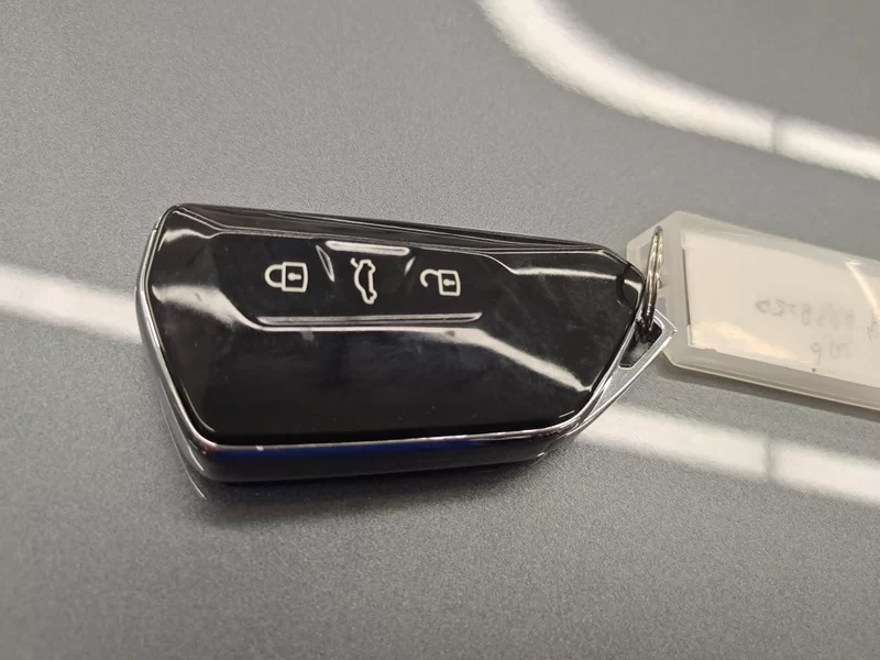 Volkswagen ID.6 X 2022 #26 Volkswagen ID.6 X 2022 immagine di auto #26