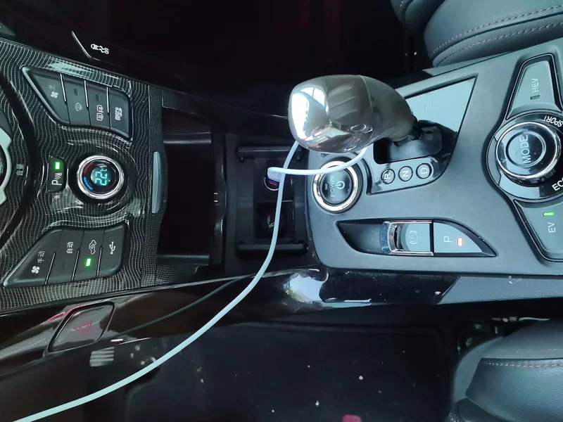 BYD Qin New Energy 2015 car image #26