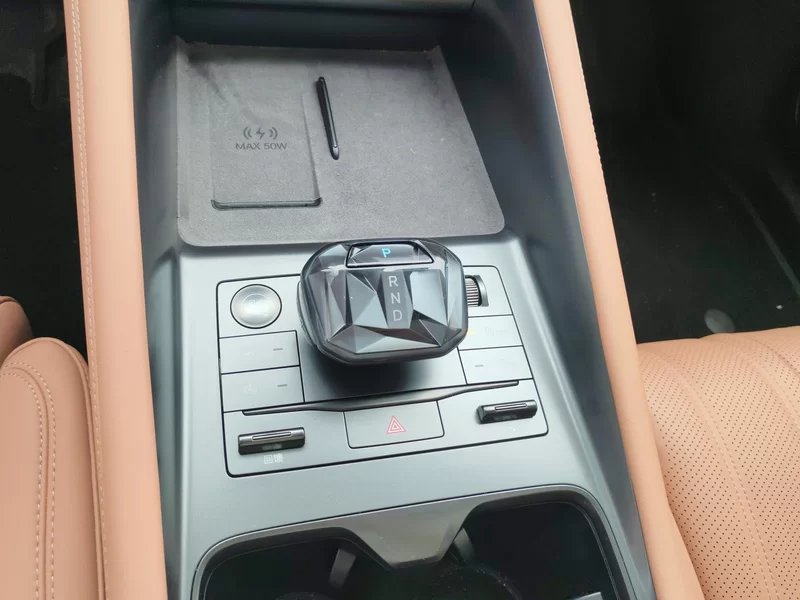 BYD SongL EV 2025 #26 BYD SongL EV 2025 immagine di auto #26