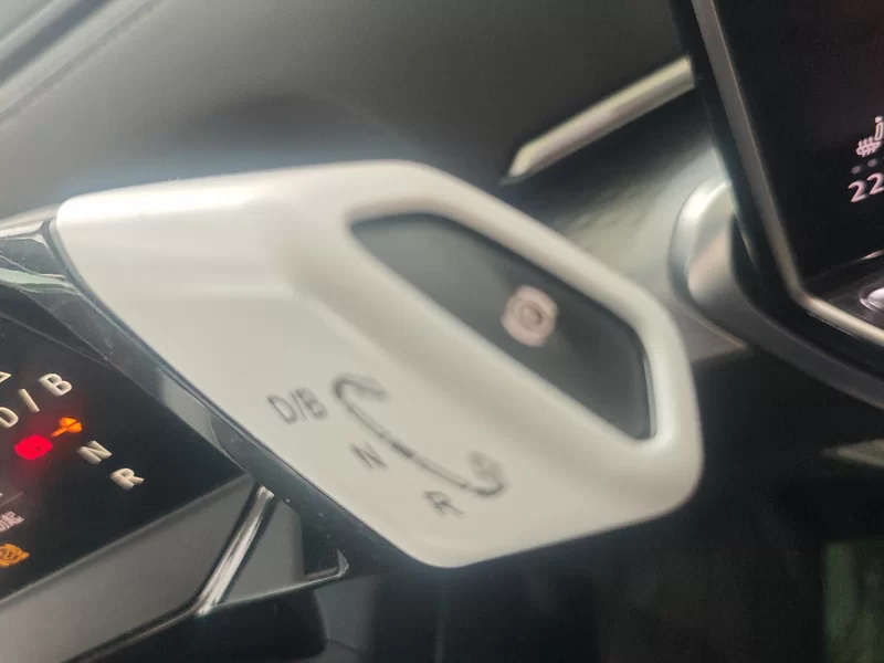 Volkswagen ID.6 X 2023 #26 Volkswagen ID.6 X 2023 immagine di auto #26