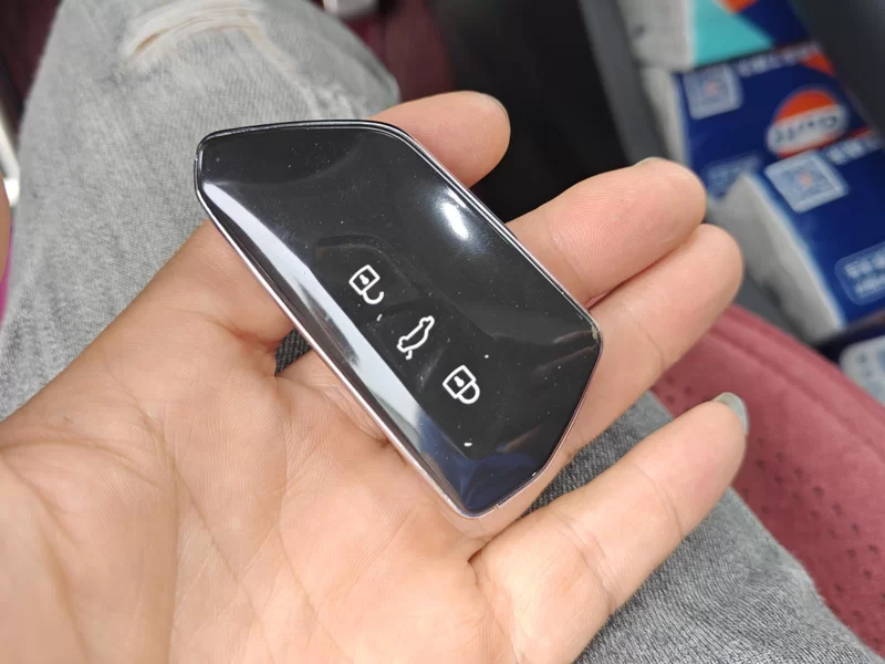 Volkswagen Tavendor 2023 car image #26